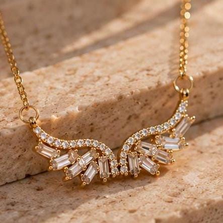 Vivienne westwood necklace bat wing - Etsy 日本