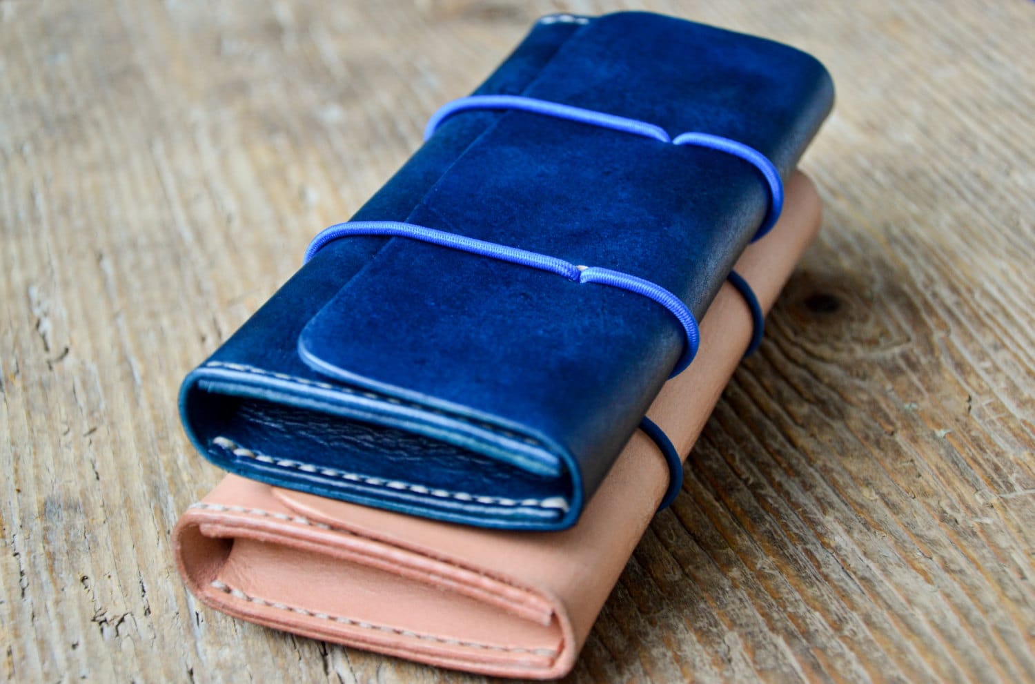 Pochette porte-stylo en cuir avec fermeture ?�lastique. | Etsy