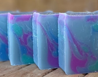 Bay Rum Soap: Jasmine, Citrus, and Spice (5.5 oz)