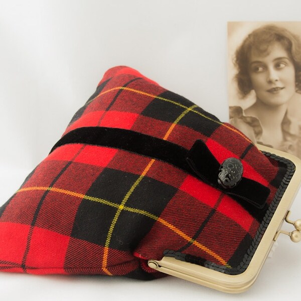 Tartan red and black purse, handbag with kisslock closure, OOAK