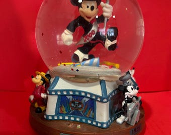 YOU PICK - 2001 - 2010, 2013 Vintage Disney Mickey Mouse Miniature 