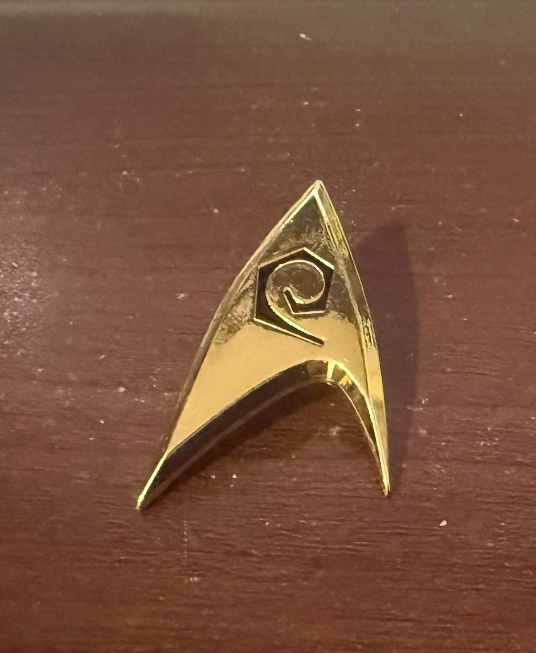 Science Insignia Star Trek Science Insignia Enamel Pin – Gold Science Division Badge ...