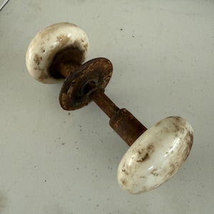 Antique White Porcelain Door Knobs