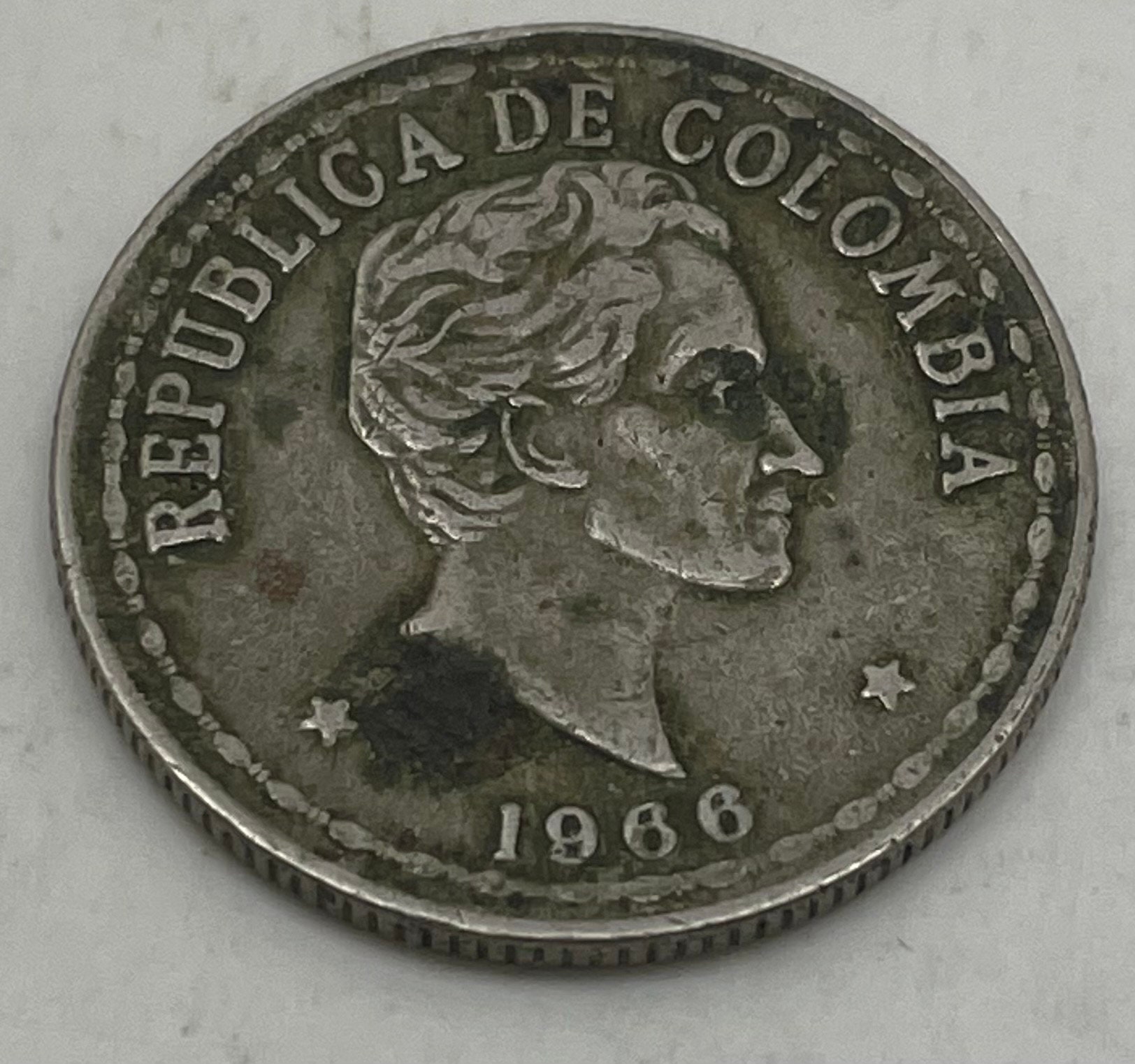 Coloman Coin Vintage 1966 Colombian Coin 20 Centavos - Etsy