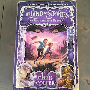 The Land of Stories The Enchantress Returns By Chris Colfer Paperback
