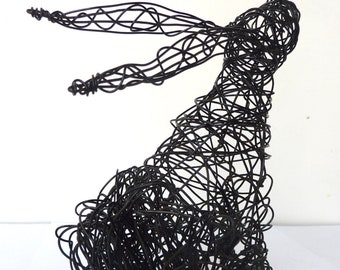Wire Moongazing Hare Sculpture Instructions (PDF Digital Download)