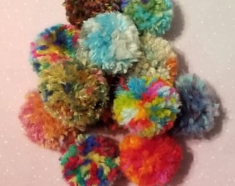 Set of 6 Yarn Pom Pom Cat Toys, Catnip Puffs, Optional Bell, Handmade Toys for Kittens