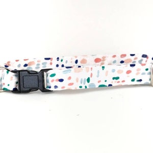 Modern Cat Collar for Kittens to Large Cats, Opt Bell, Safe Breakaway Clasp with Adjustable Buckle, Minimalist Fashion, Kitty Cat Collars