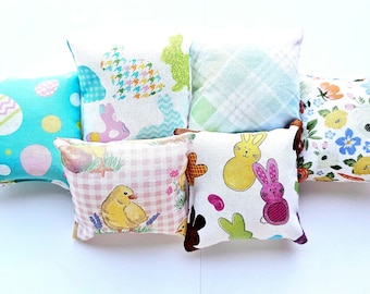 Easter Catnip Pillow Cat Toyss, Pick a Pattern, Valerian Silvervine Herbs or Bell Options, New Cat Gift