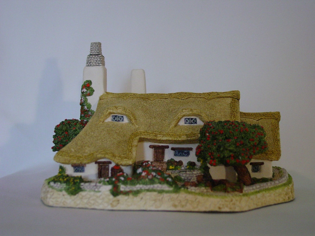 David Winter Orchard Cottage 1987 Etsy