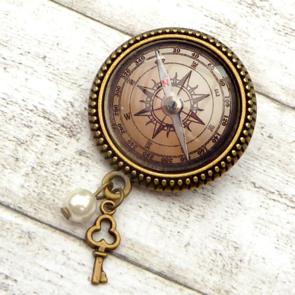 Compass brooch in bronze brown, nautical, navigation, shipping, shell pearl round brooch, compass jewelry, gift for her