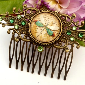 Grand peigne à cheveux motif libellule vert bronze dimensions 6 L x 8,7 W cm style vintage mariée mariage chignon idée cadeau femme