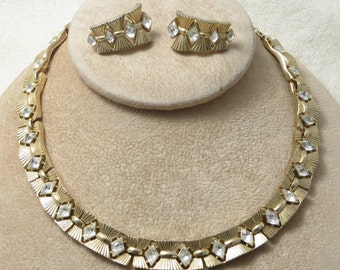 Beautiful vintage retro glamour sparkly holiday party special occasion signed Trifari gold tone crystal rhinestone necklace earrings set
