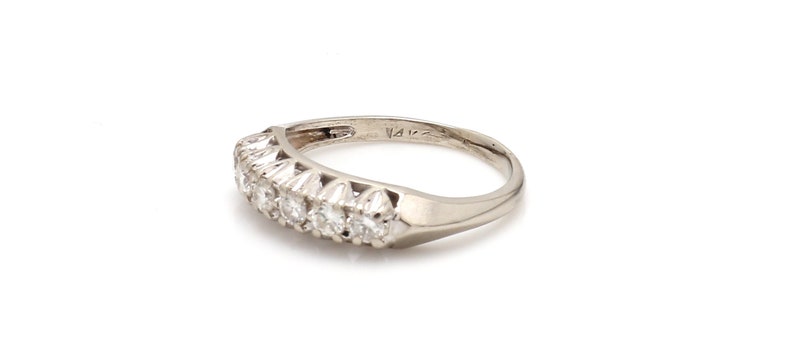 6-Stone Diamond Ring 14K Gold Vintage