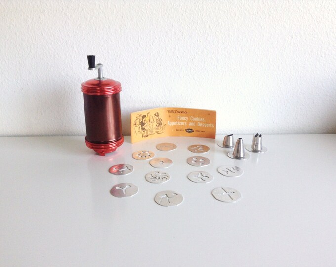 Vintage Betty Crocker Cookie Press 12 Plates 3 Tips and Etsy