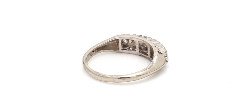 6-Stone Diamond Ring 14K Gold Vintage