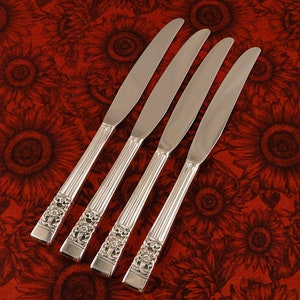 Minty SERRATED Dinner Knives _ CORONATION by Oneida Community _ Vintage 1936 Silverplate _ Priced per Knife