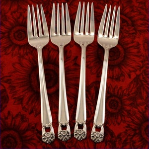 Minty Salad Fork _ ETERNALLY YOURS by 1847 Rogers Bros _ 1941 _ Priced per Dessert Fork