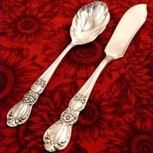 Minty HERITAGE 2 Piece Master Butter Knife and Sugar Spoon Set _ 1847 Rogers Bros _ Vintage 1953 Silverplate