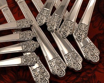 Cuillère à soupe menthe gombo _ PRECIOUS par Anchor Rogers _ Plaqué argent vintage 1941 _ Prix par cuillère