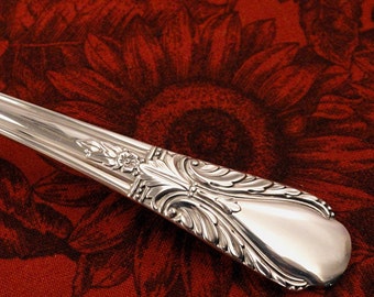 Minty Iced Tea Spoon _ AVALON CABIN by Wm Rogers _ Vintage 1940 Silverplate _ Priced per Spoon