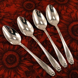 1847 rogers bros daffodil baby spoon