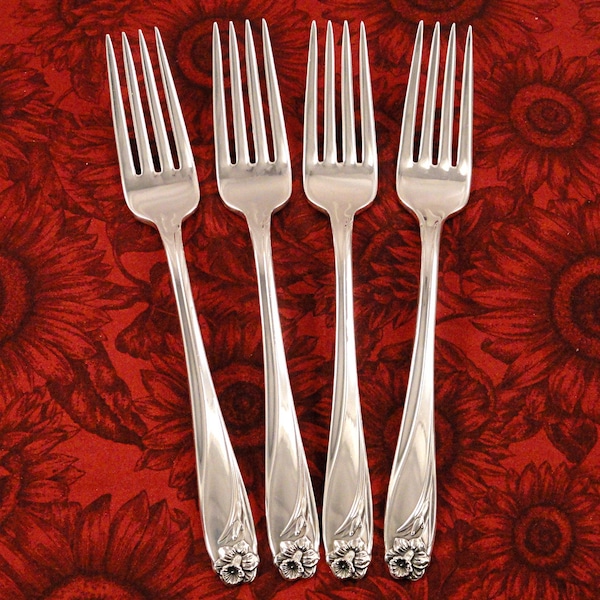 Minty Dinner Fork _ DAFFODIL by 1847 Rogers Bros _ Vintage 1950 Silverplate _ Priced per Fork