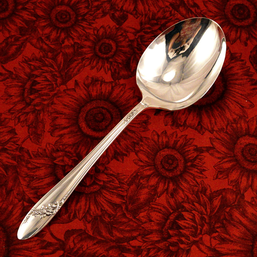 Minty Queen Bess II SERVERS by Oneida Community Tudor Plate _