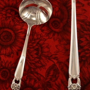 Minty Gravy Ladle _ ETERNALLY YOURS by 1847 Rogers Bros _ Vintage 1941 Silverplate
