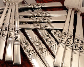Minty MORNING STAR Sets by Oneida Community _ Vintage 1948 Silverplate _ Place Settings _ Gravy _ Serving Spoons _ Sugar  - Choice