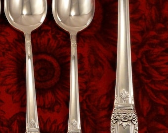 Antique 1847 Rogers Bros 1924 ANCESTRAL Dessert/oval Soup Spoon 7
