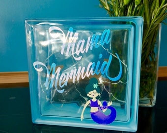 Glasbausteinlampe "Mama Mermaid"  Beleuchteter Glasbaustein - indirektes Licht - Lichtdekoration