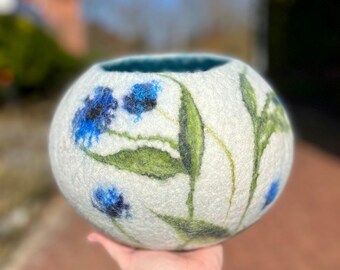 Large round felt bowl CORNFLOWER - hand felted bottom bowl as hygge decoration - unique storage - eco-friendly organizer