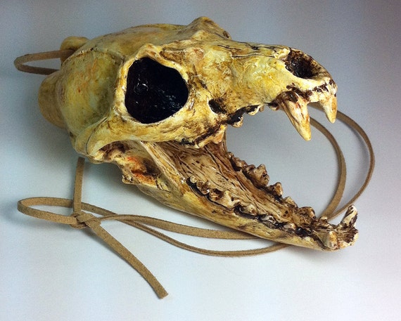 Whistle Il Richiamo Della Morte Presenta Teaser Trailer E Poster Con Dafne Keen