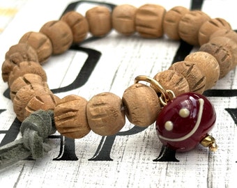 HaPPy bracelet - bracelet made of wooden beads with handmade glass bead -18 cm- smiley bracelet