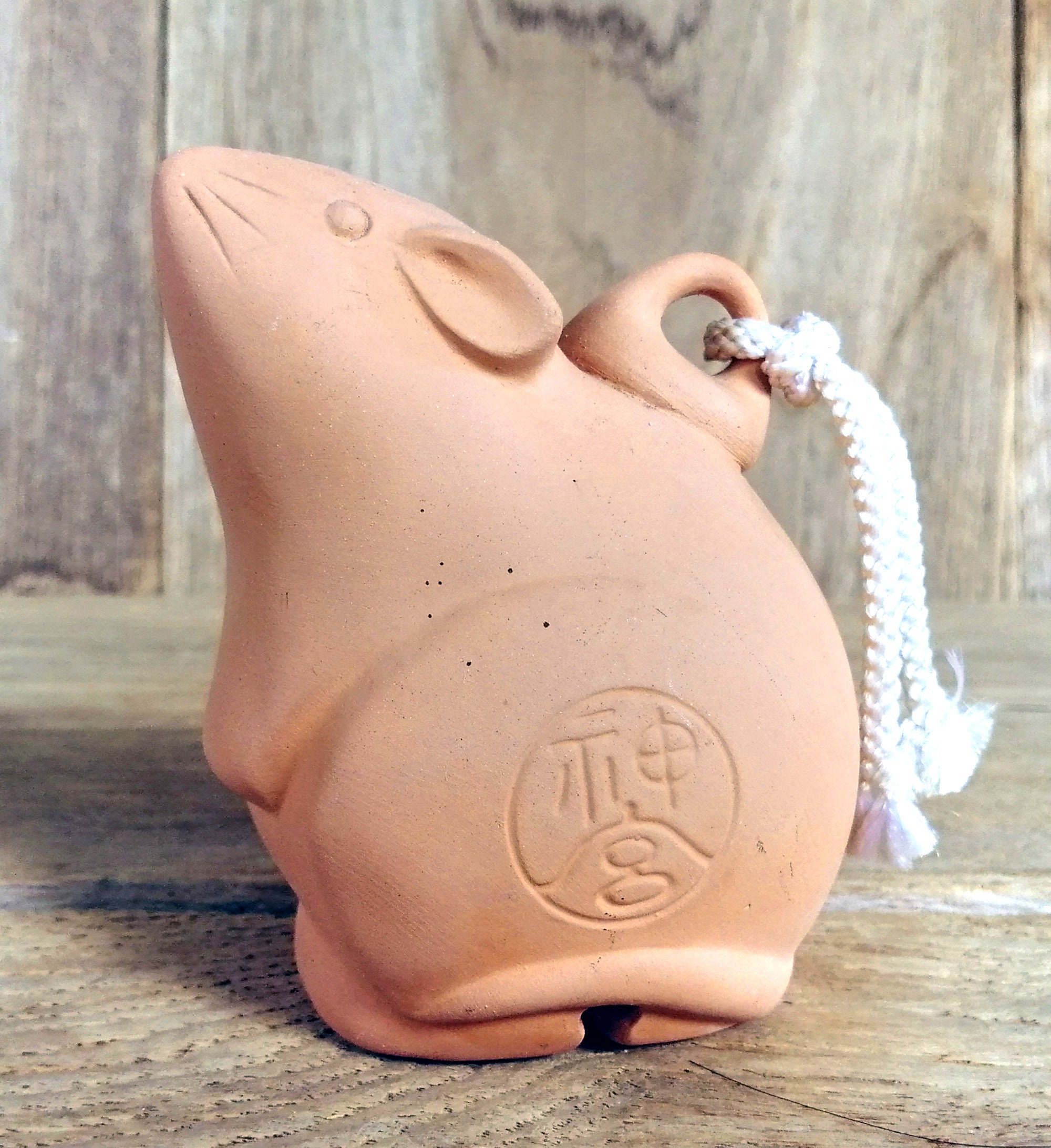 日本の伝統的な陶器置物セット売り　土鈴① ネズミの鈴、ネズミの鈴、ネズミの鈴、日本の陶器の鈴、ビンテージの鈴
