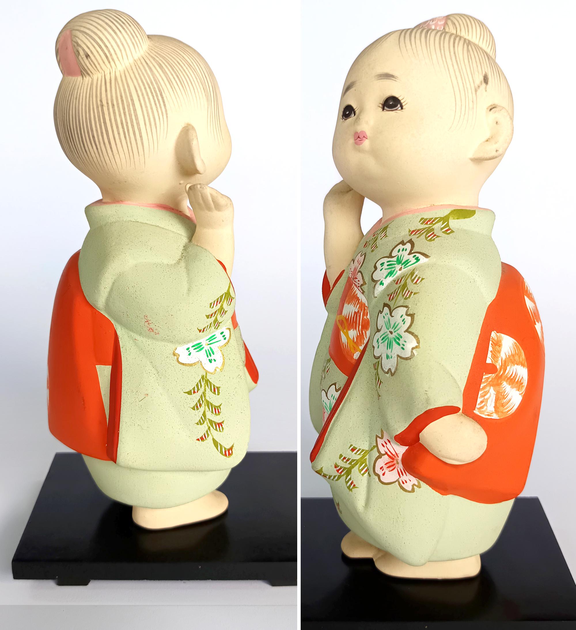博多人形、日本の伝統的な陶器のヴィンテージ人形、日本の工芸品、着物