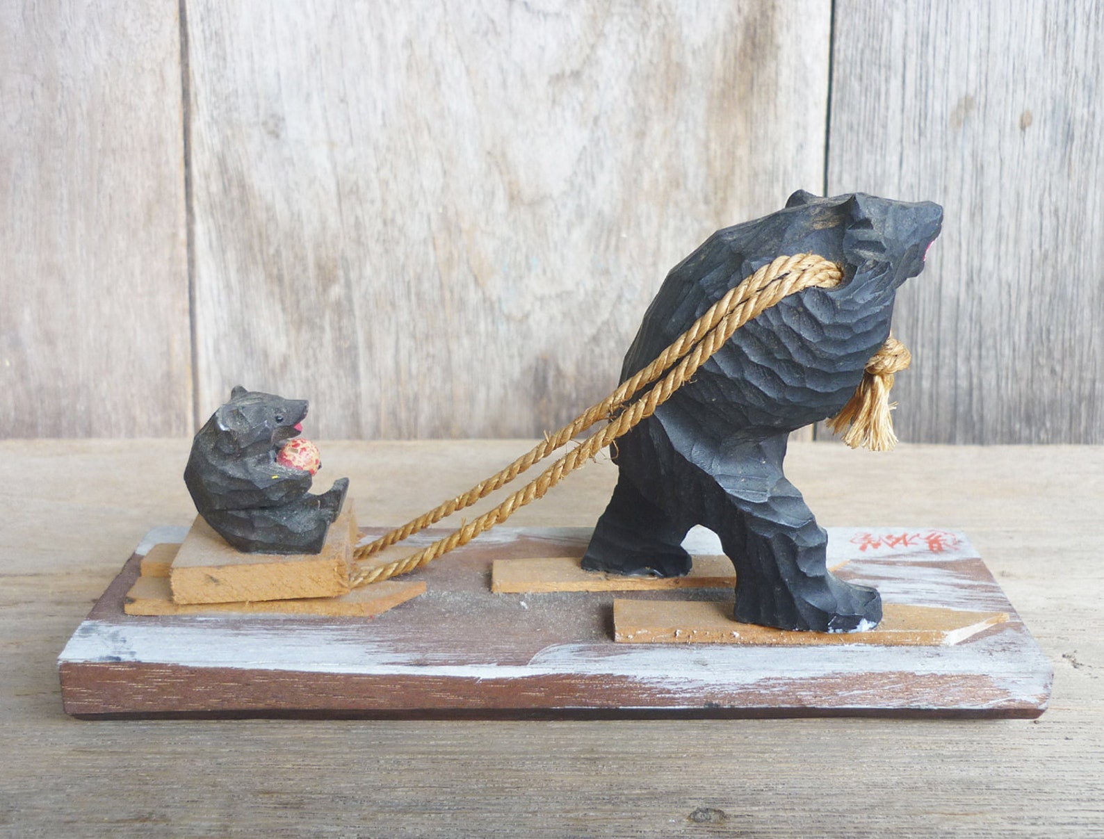 Jouet ancien en bois ours polaire sur roulettes... | Barnebys