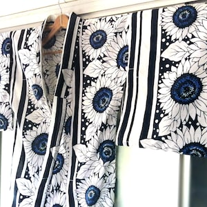 Vintage Japanese Yukata, Summer Robe, Japanese Kimono Yukata, Kimono, Floral Print, Himawari or Japanese Sunflower Pajama Robe Long Yukata,