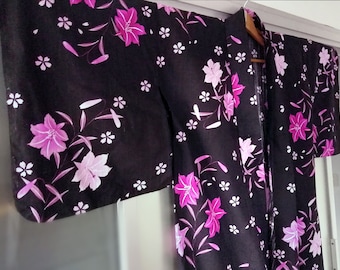 Vintage Japanese Yukata, Summer Robe, Japanese Kimono, Yukata, Kimono, Floral Print, Pink Lily, Women Robe, Long Yukata,