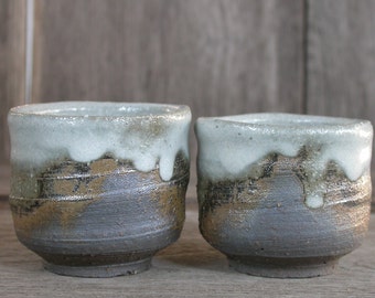 Japanische Keramik Teetasse, Keramik Teeschale, 2er-Set Teeschalen, Chawan, Teezeremonie, japanische Keramikkunst, Shino Ware, Made in Japan