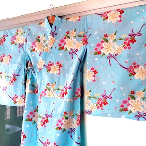 Vintage Japanese Yukata, Summer Robe, Japanese Kimono, Traditional Pajama Robe, Long Yukata, Japanese Floral Print
