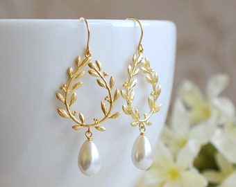 Gold Laurel Wreath Cream Ivory Teardrop Pearl Dangle Earrings. Wedding Earrings, Bridal Earrings, Bridesmaids Gift, Bridal Jewelry