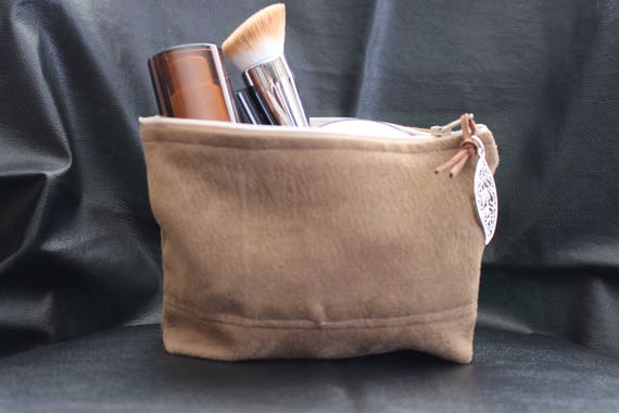 sporty belt bag