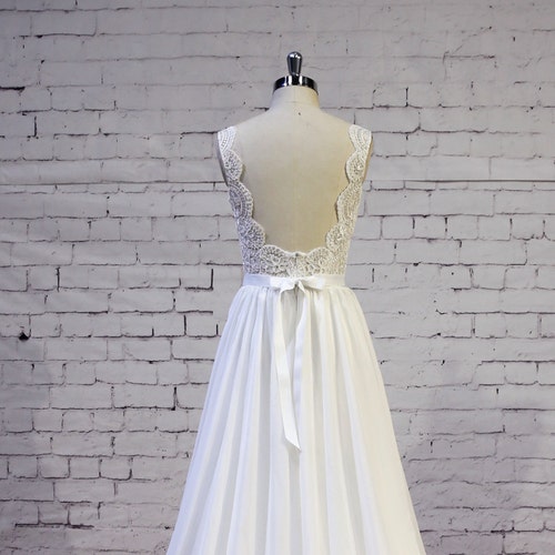 shelf Calm Ruby Exquisite Lace Wedding Dress V Shape Lace Neckline Wedding - Etsy