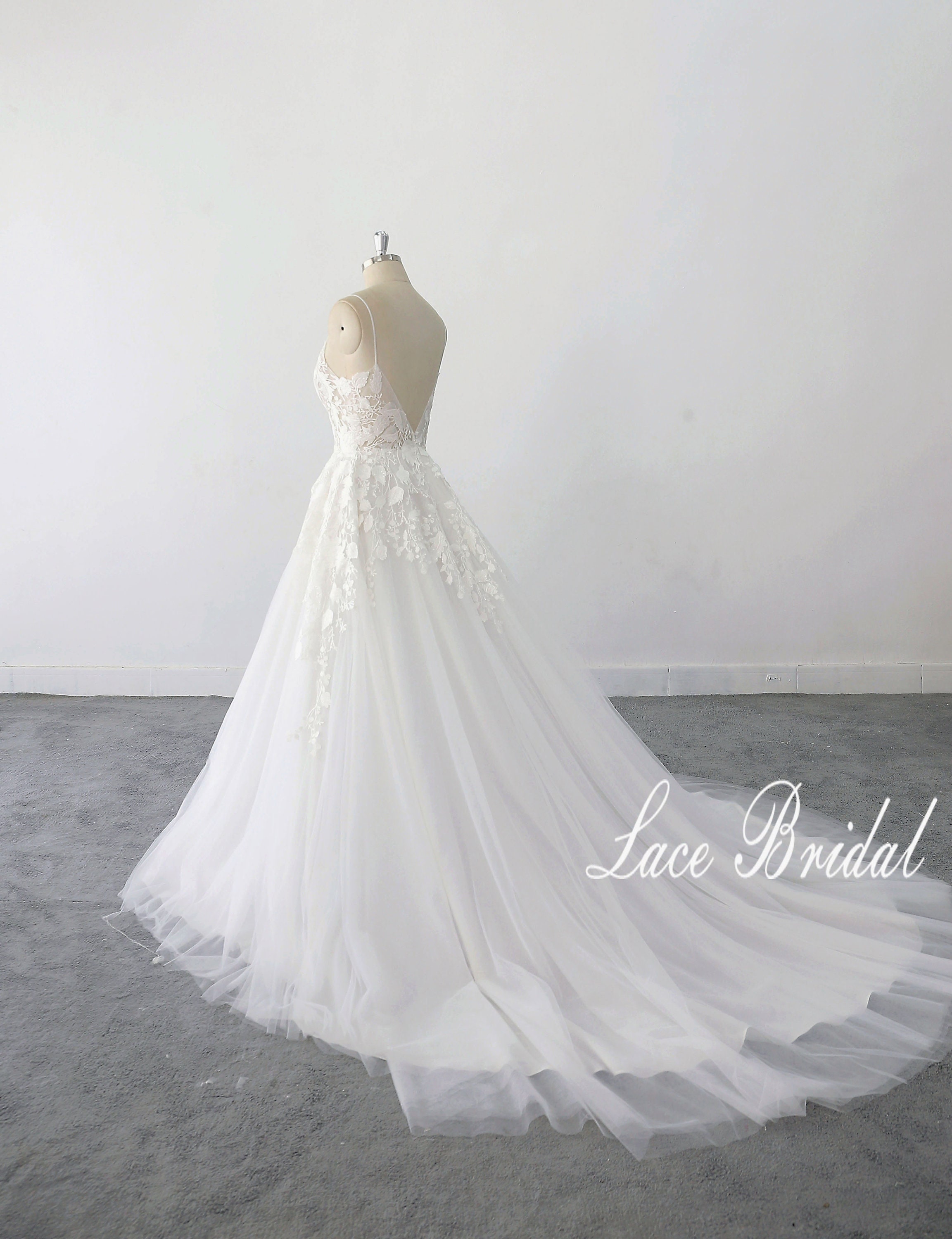 backless satin dress long Mermaid Tulle Lace Appliqued Backless Boho Wedding Dresses for Women H   Hebebridal