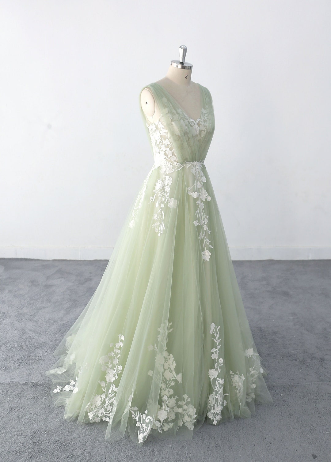 Evening Dress Sage Green Wedding Dress Romantic Style Light Wedding ...