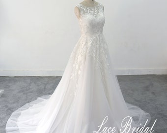Bohomian wedding Gown  A-line ivory Tulle Lace wedding dress, Romantic Lace Wedding Gown,