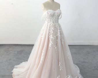 3D Lace Floral Custom Wedding Dress, Romantic Light Bridal Gown for Beach/Garden