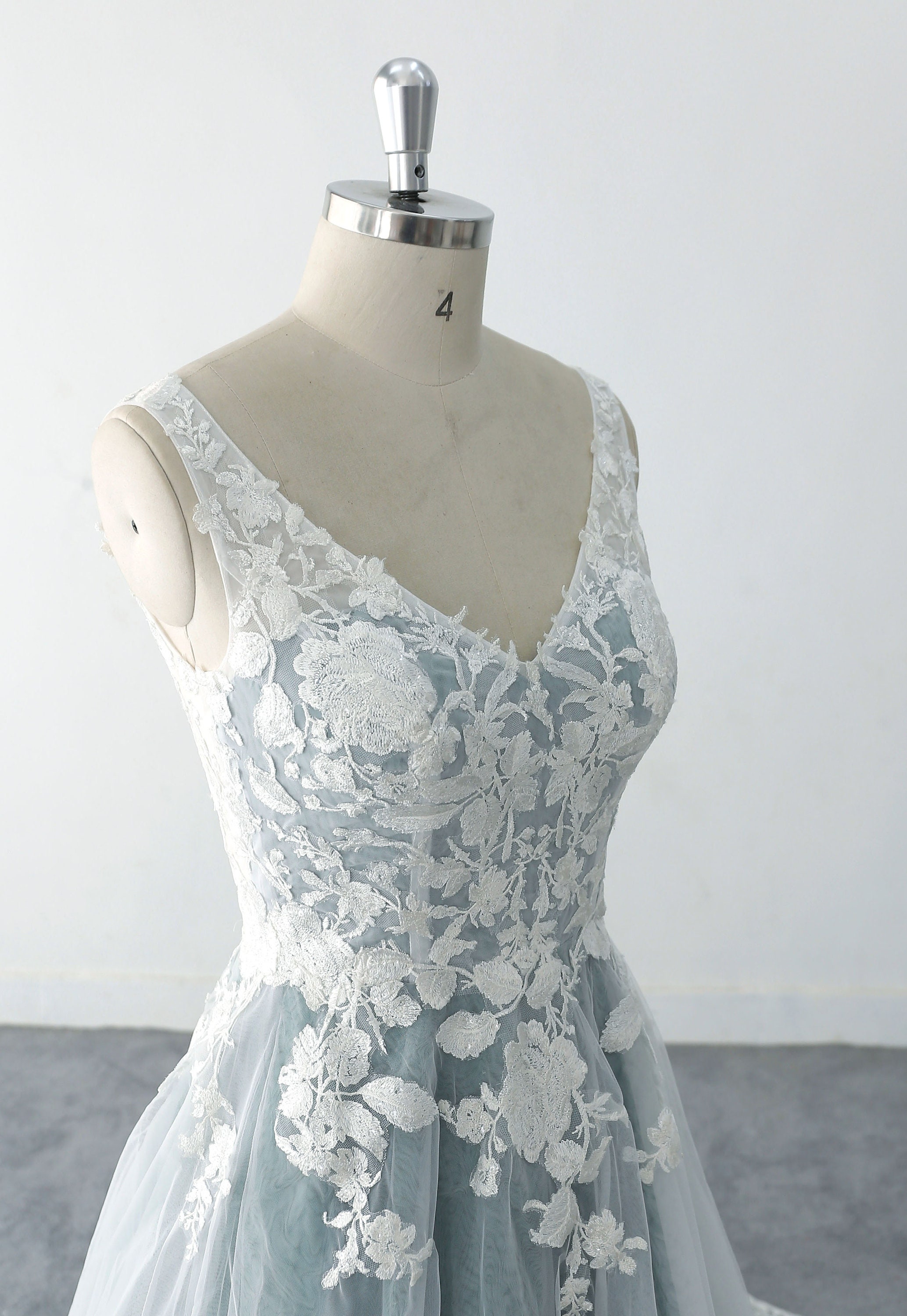 Ivory Lace Wedding Dress Dark Green Lined Wedding Dress Full - Etsy